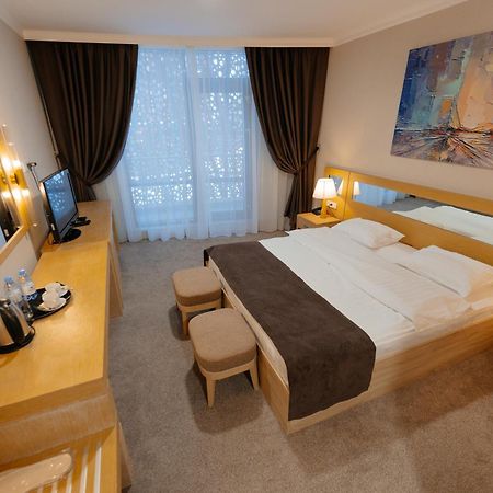 Alau Hotel Astana Eksteriør bilde