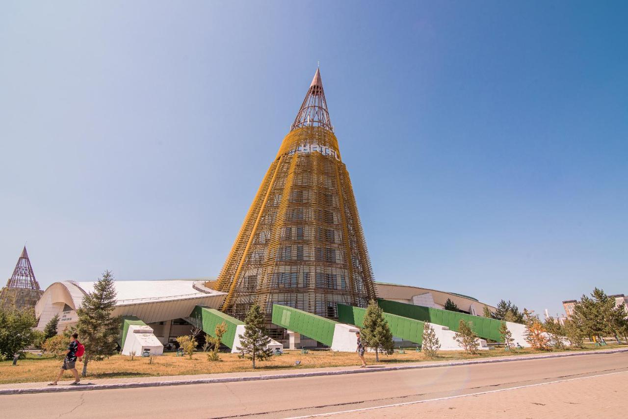 Alau Hotel Astana Eksteriør bilde
