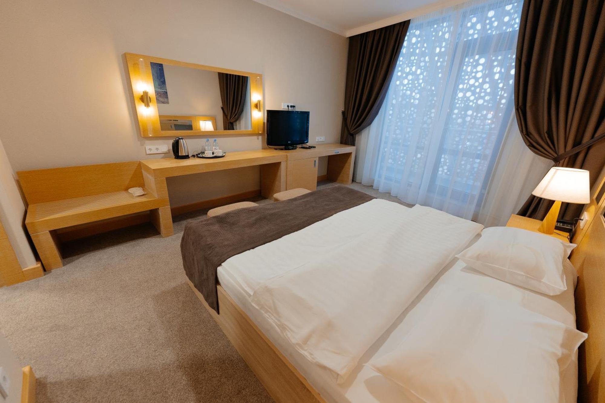 Alau Hotel Astana Eksteriør bilde