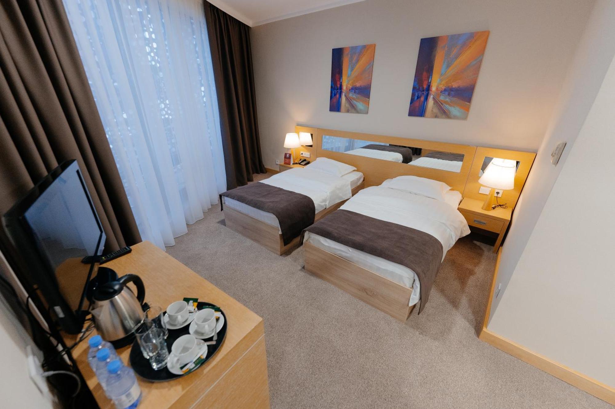 Alau Hotel Astana Eksteriør bilde