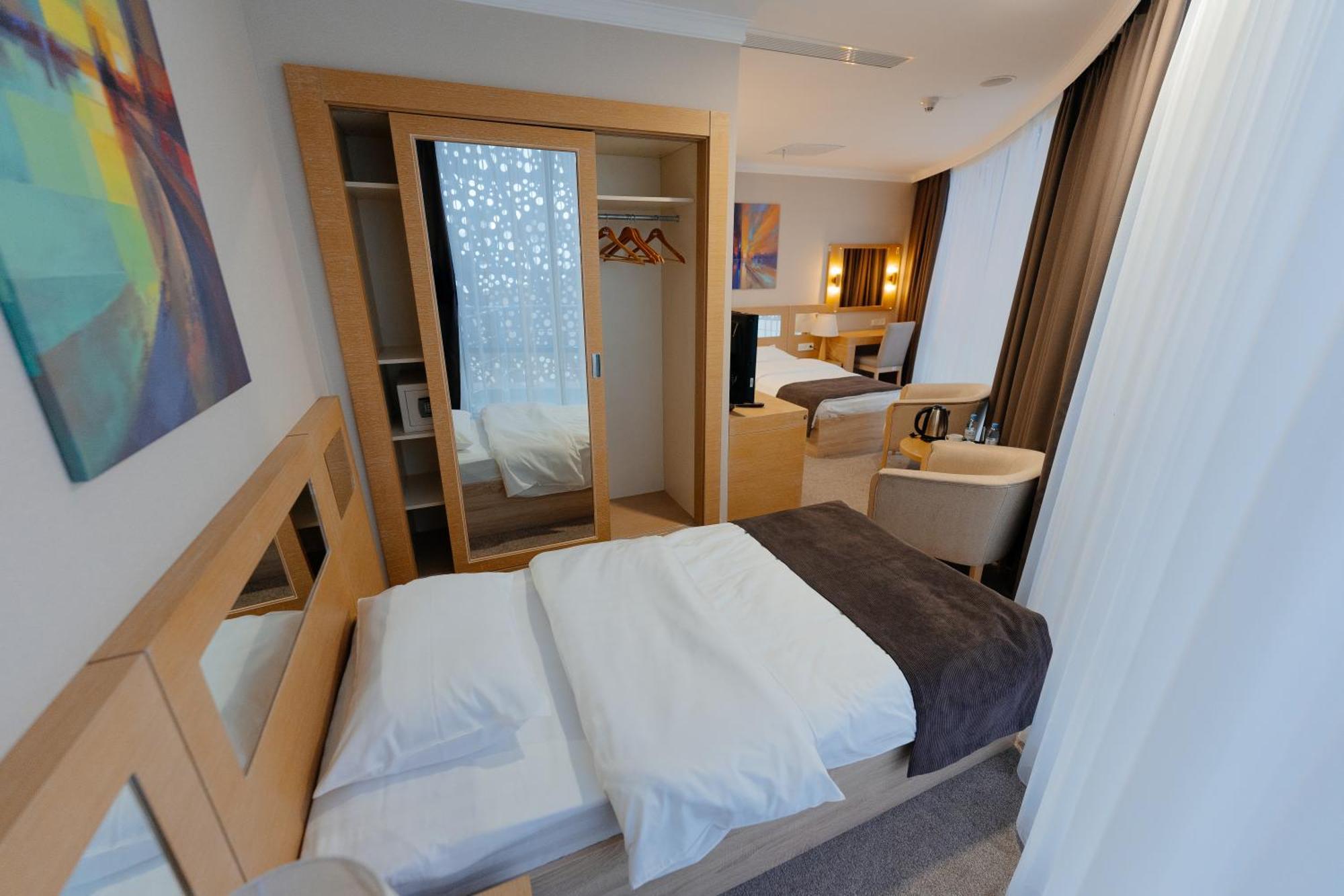 Alau Hotel Astana Eksteriør bilde