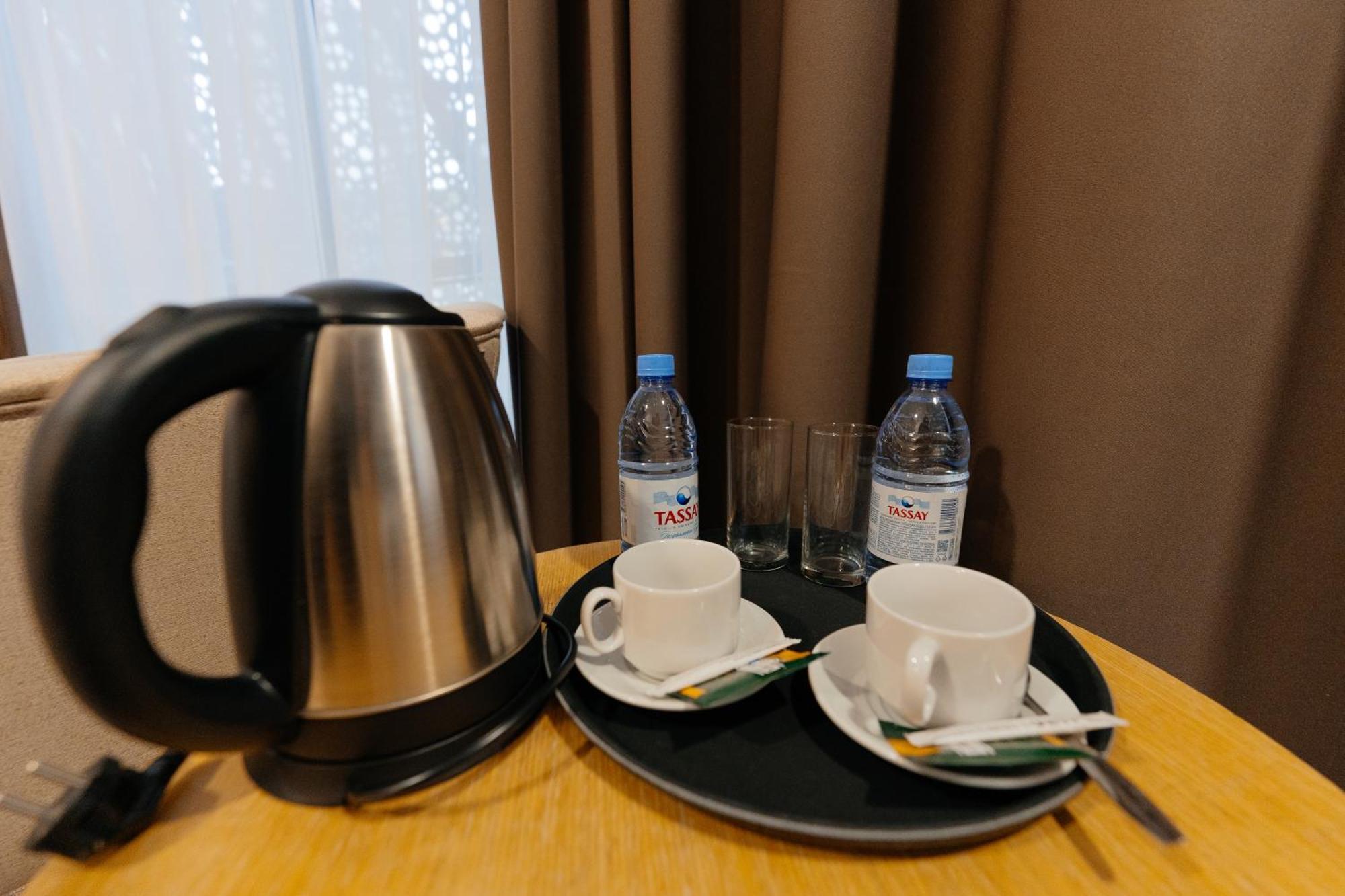 Alau Hotel Astana Eksteriør bilde