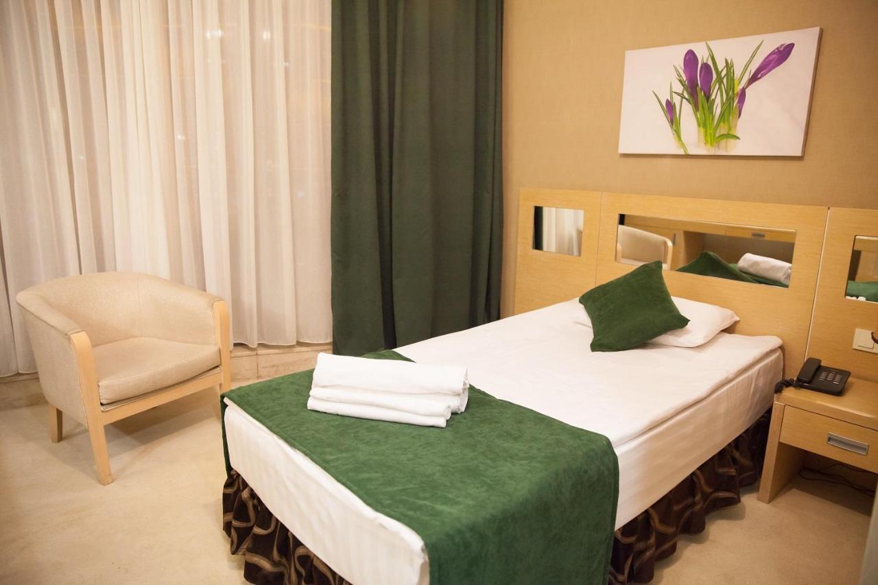 Alau Hotel Astana Eksteriør bilde