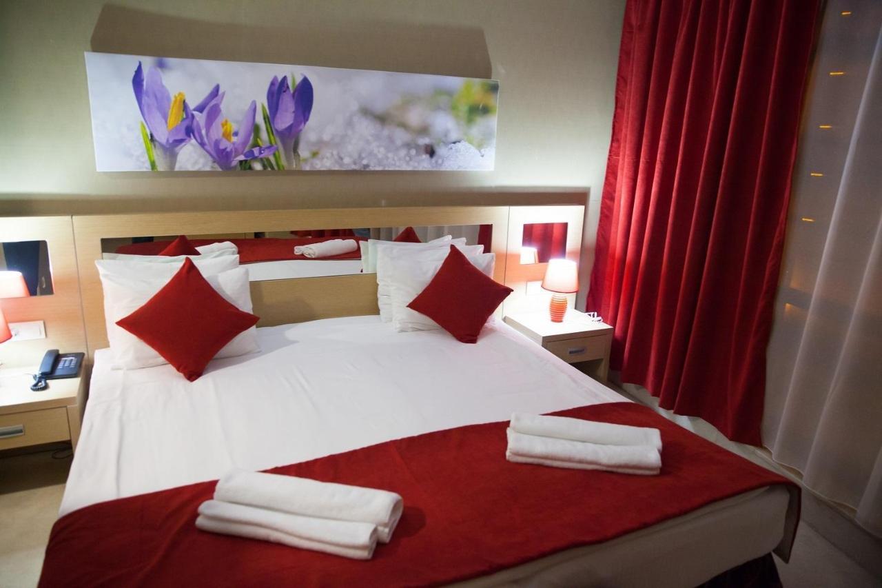 Alau Hotel Astana Eksteriør bilde